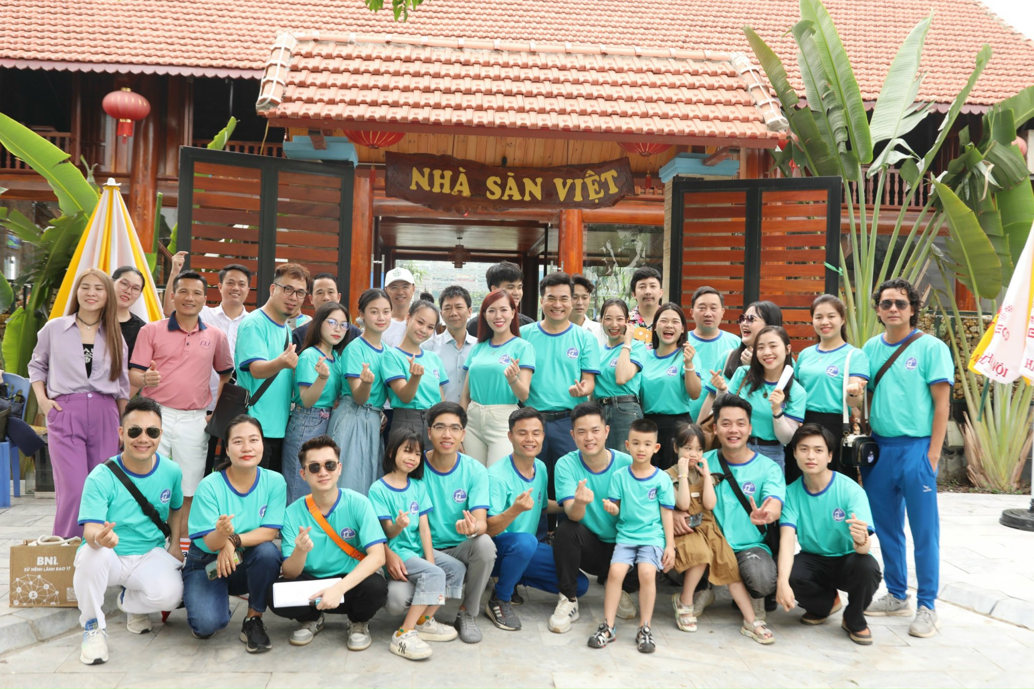 Hành Trình Thiện Nguyện: Chung Tay Vì Một Xã Hội Tốt Đẹp Hơn